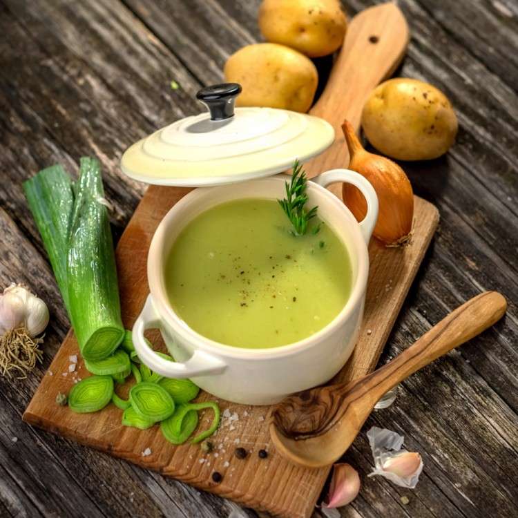 Суп з цибулі-порею онлайн пазл