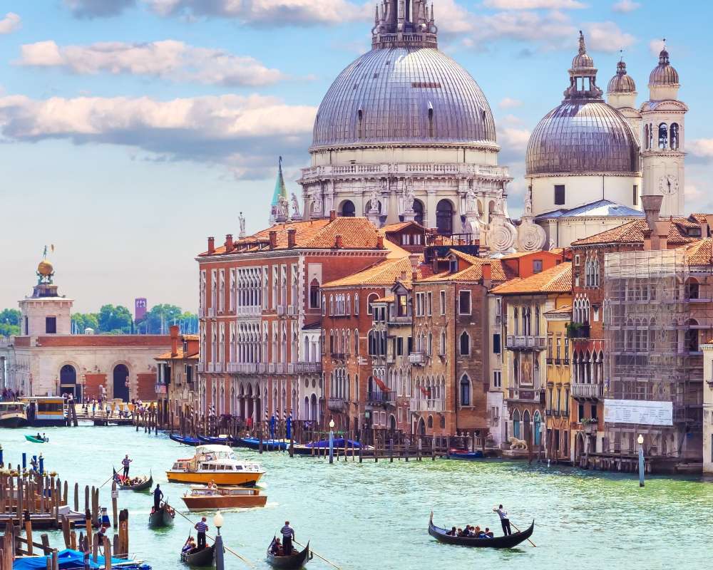 Венецианское лето, прелести красоты пазл онлайн