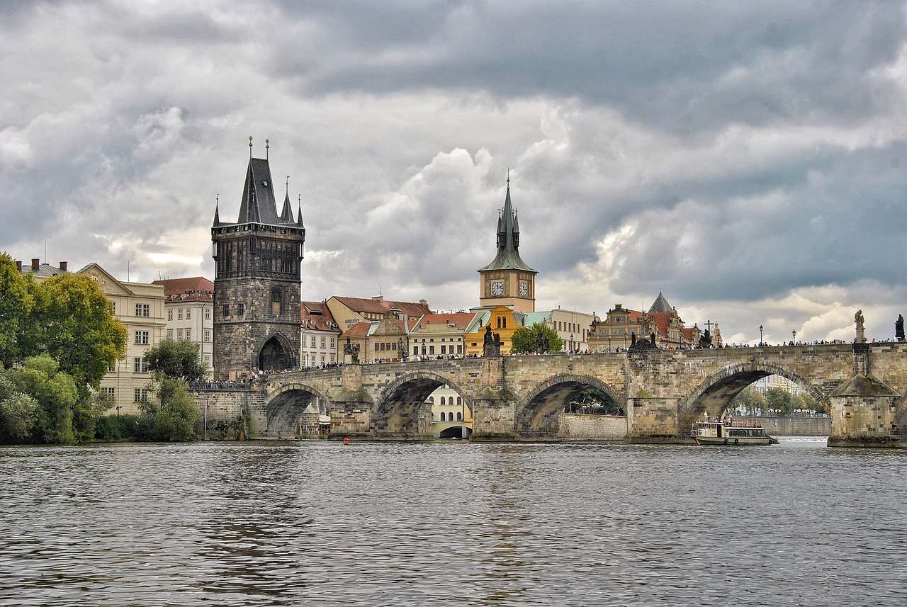 Karlsbrücke Prag Online-Puzzle