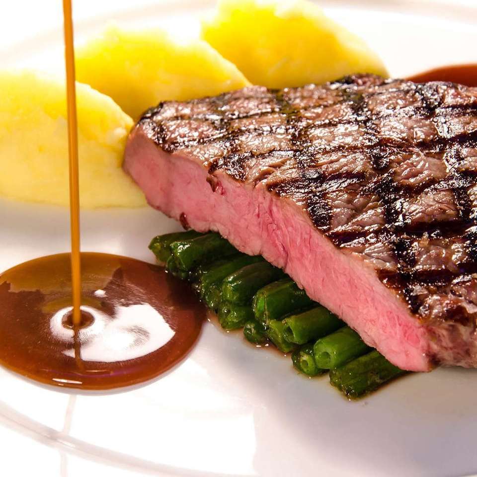 Steak večeře skládačky online