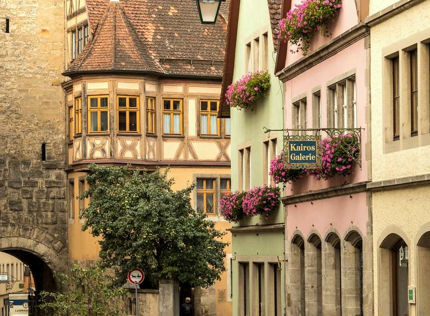 Rothenburg romantico - un gioiello della Baviera puzzle online