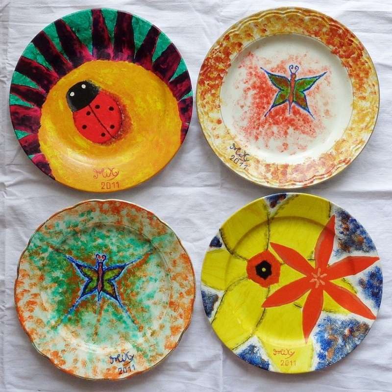 рисувани чинии онлайн пъзел