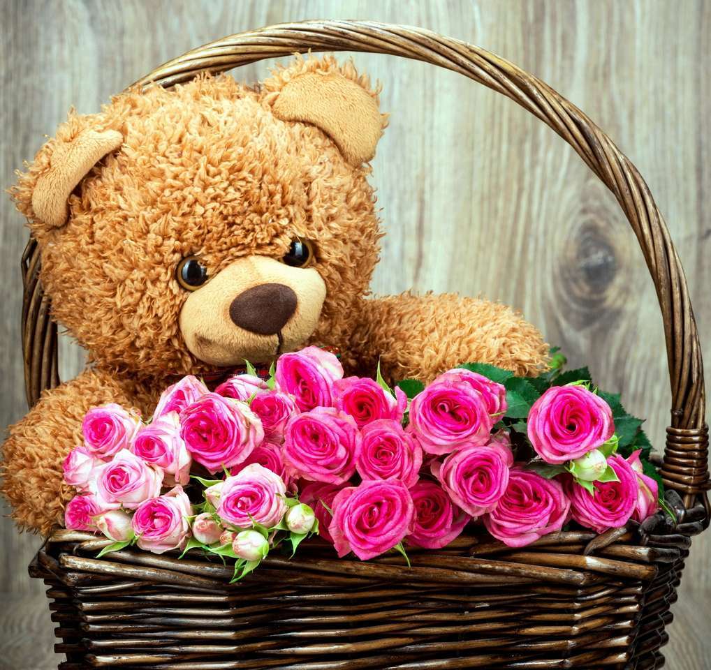 Roses with a teddy bear for a gift jigsaw puzzle online