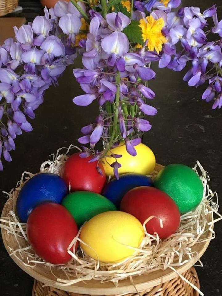 Oeufs et fleurs à Pâques puzzle en ligne