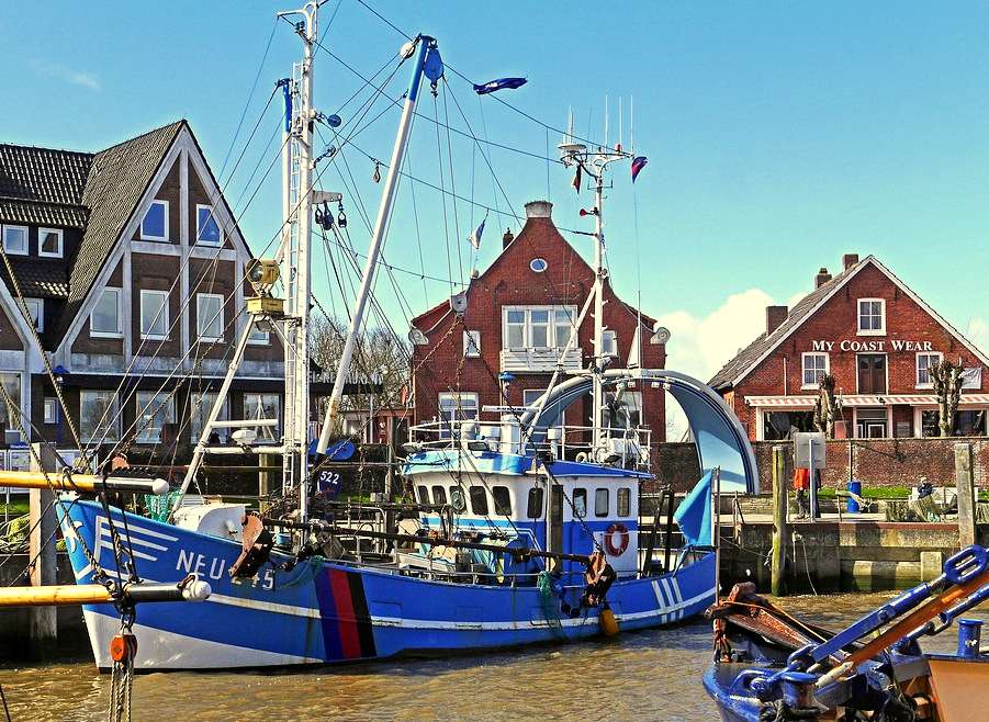 Рибарско пристанище в Северно море (Dln. Saxony) онлайн пъзел