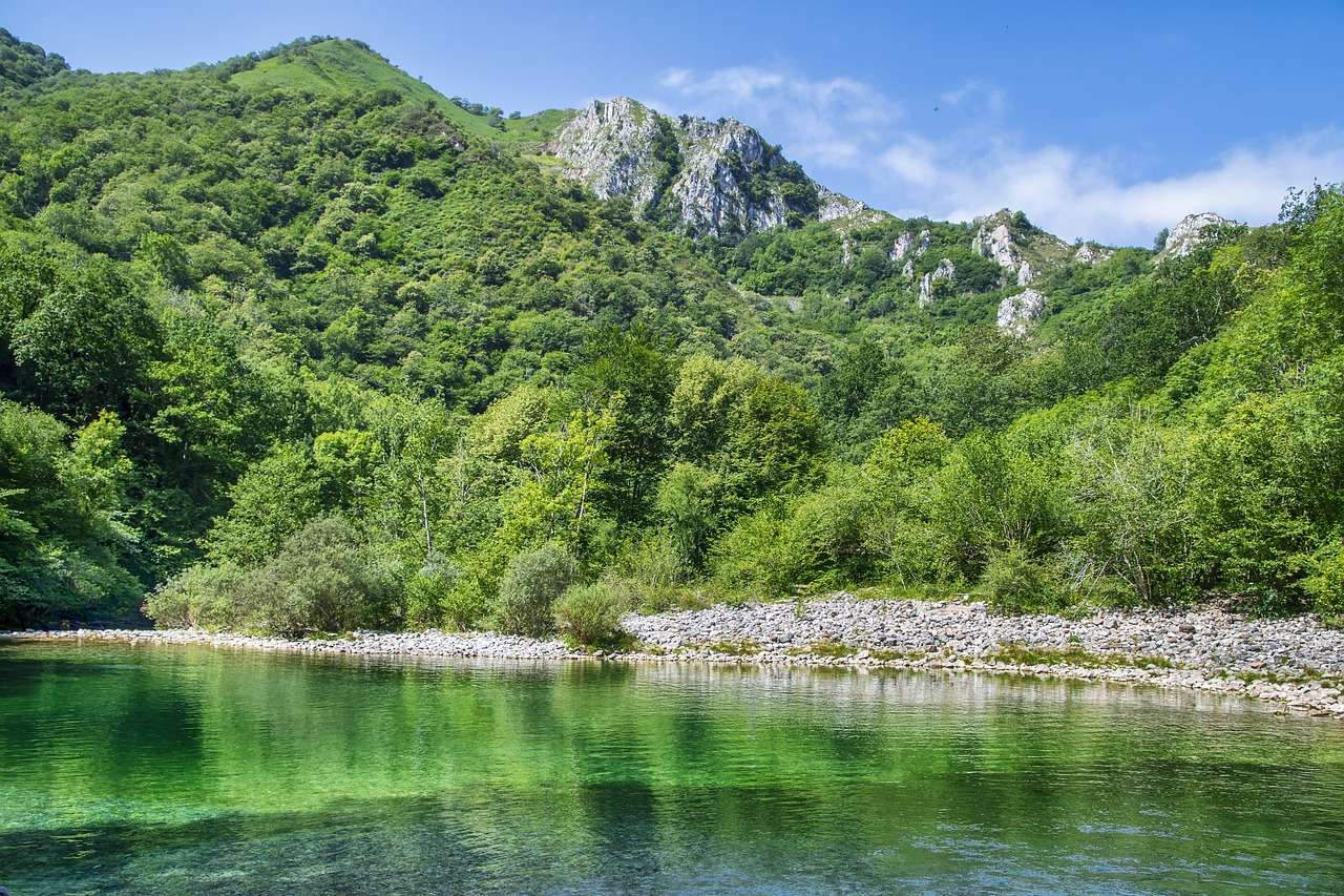 Природа Гірське озеро онлайн пазл