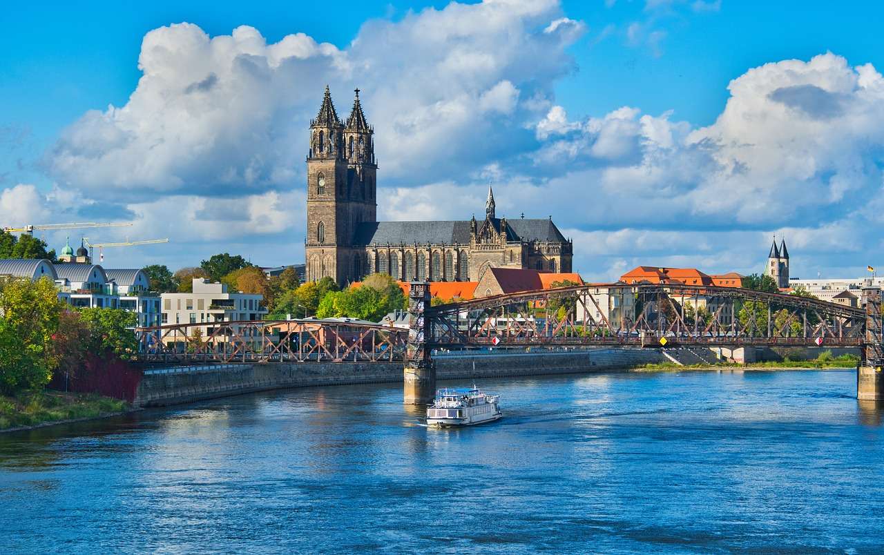 Cidade de Magdeburgo Elba quebra-cabeças online