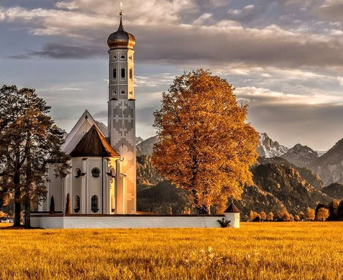 Германия-Бавария- такая прекрасная церковь в Швангау онлайн-пазл