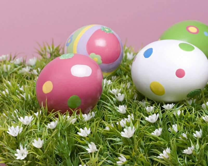 Kleurrijk beschilderde eieren legpuzzel online