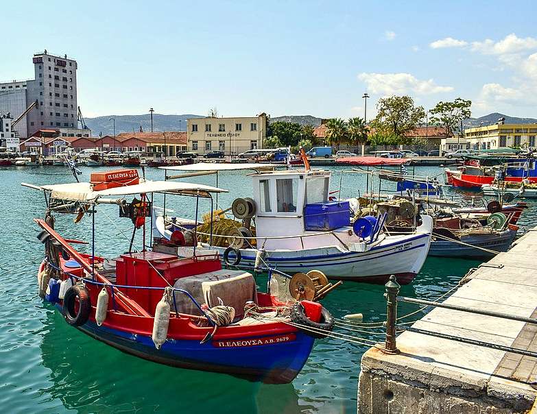Човни у Волосі (Греція) пазл онлайн
