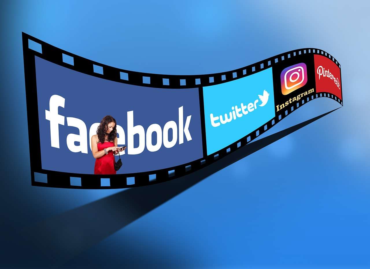 Social Twittering Facebook Instagram pussel på nätet