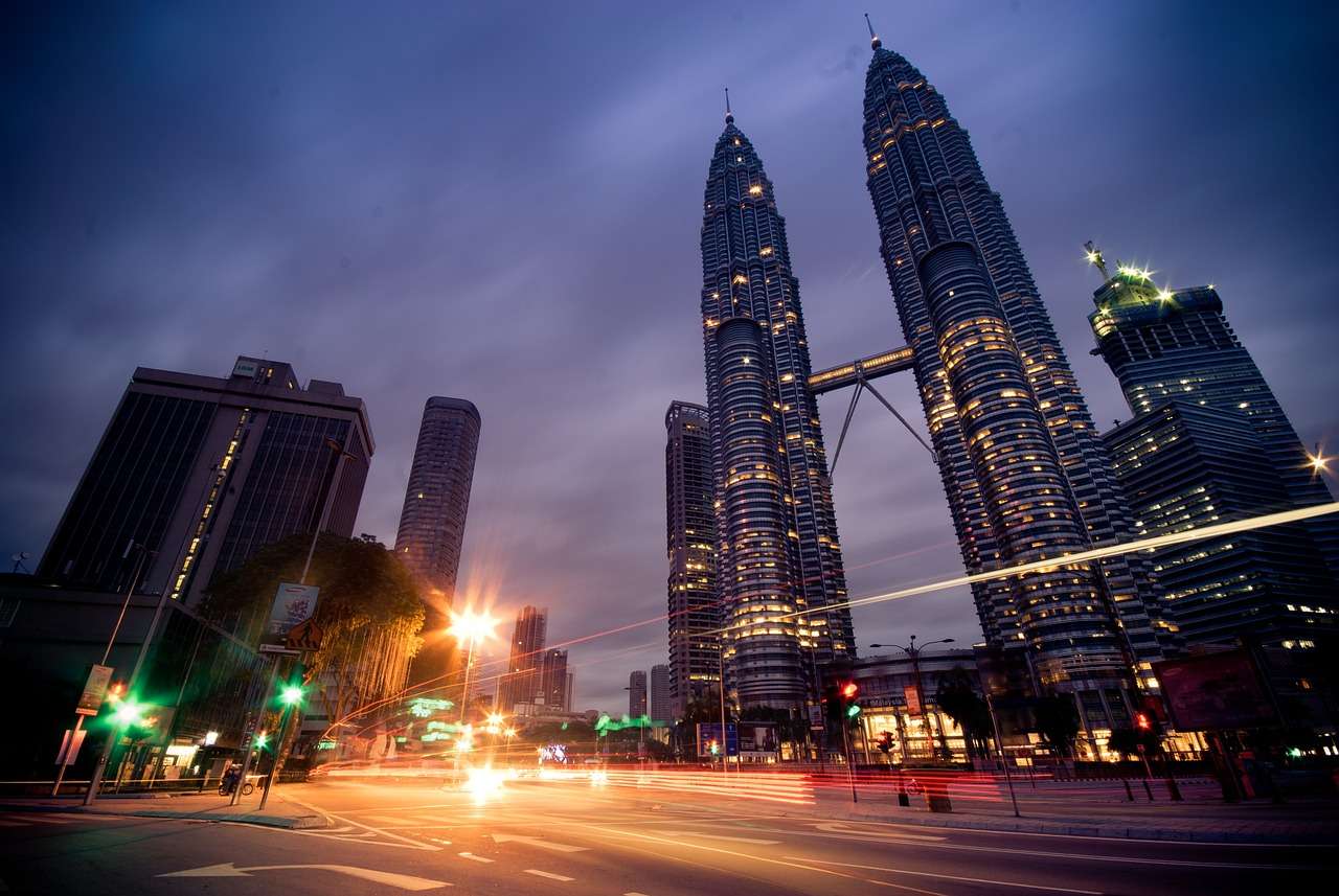 Torri gemelle Petronas di Kuala Lumpur puzzle online