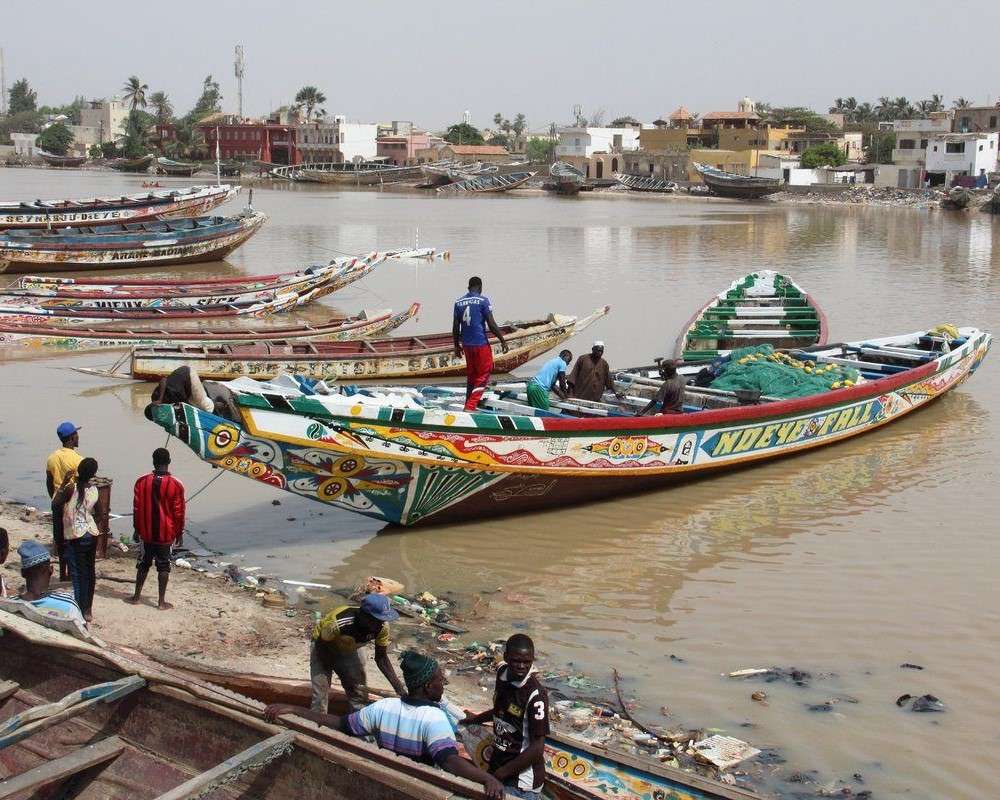 Лодки на реке Сенегал пазл онлайн