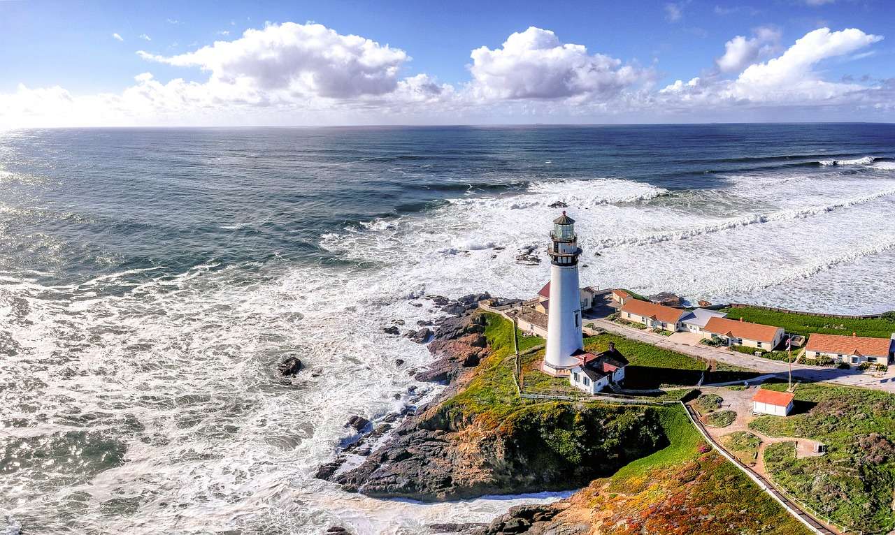California Lighthouse jigsaw puzzle online