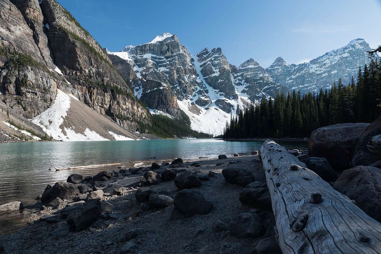 Езеро Езеро Планини Планини Алберта Канада онлайн пъзел