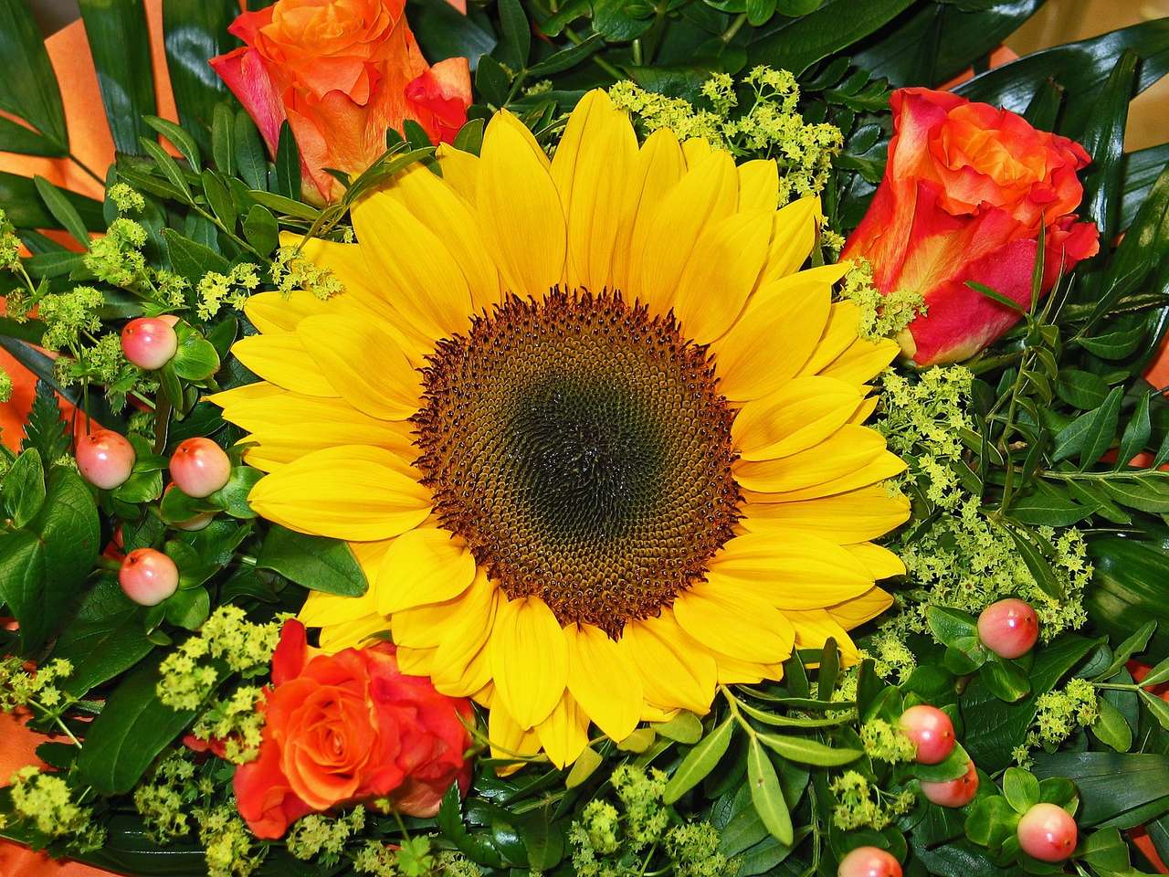 Blumen und Sonnenblumen Online-Puzzle