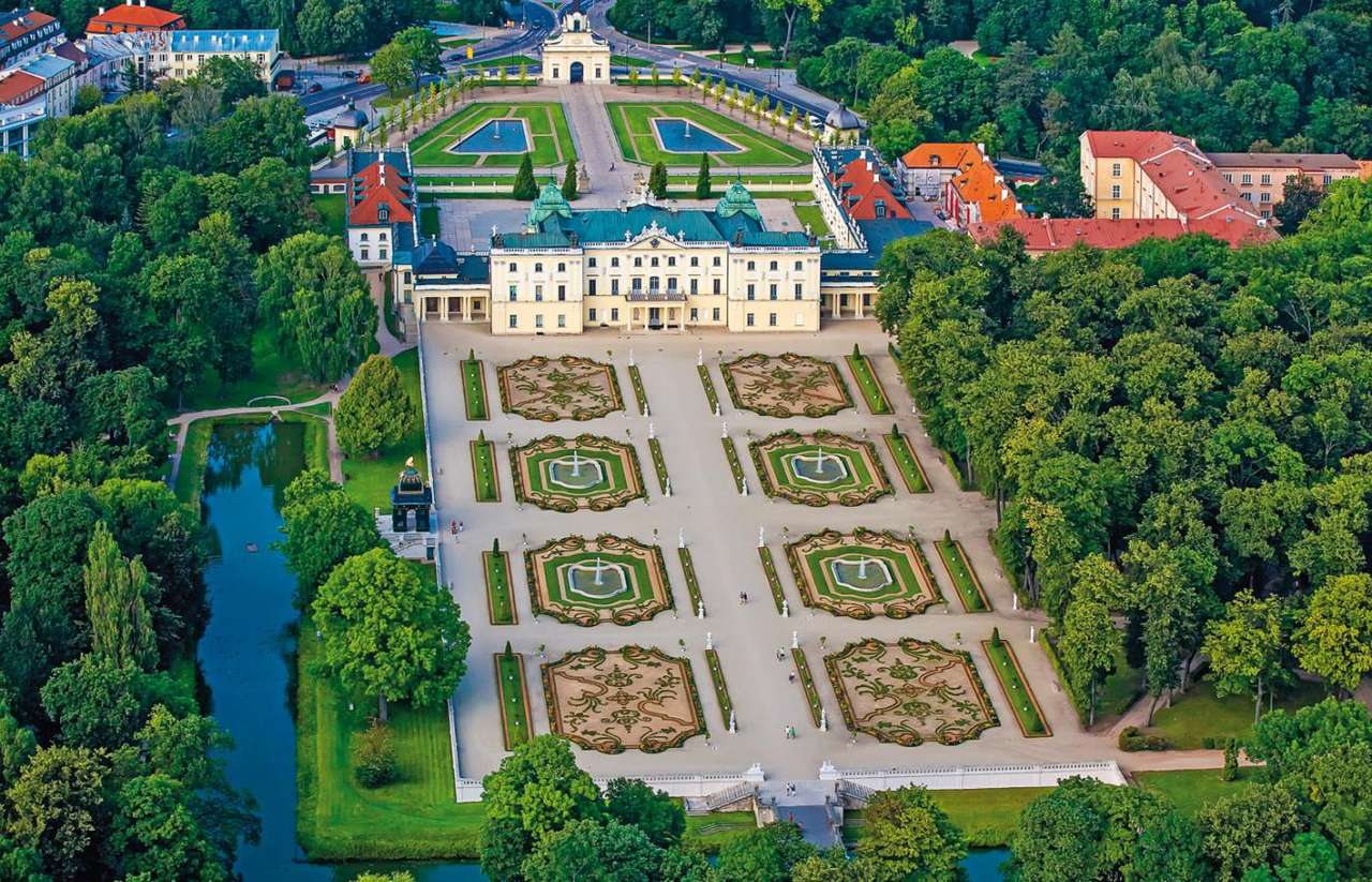 Castle in Bialystok in Poland online puzzle