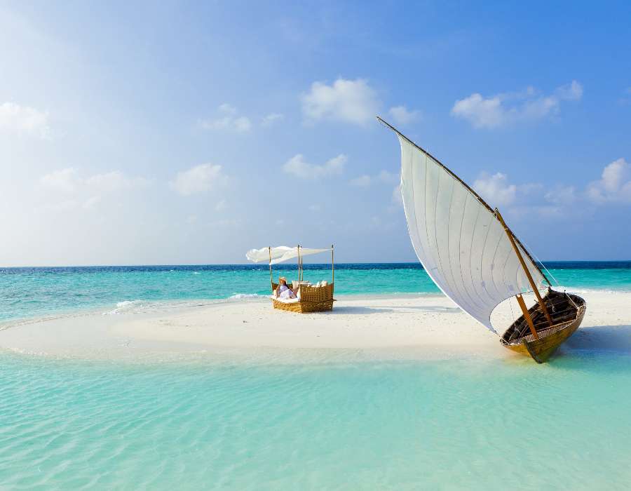 Пустынный остров на Мальдивах, там красиво онлайн-пазл