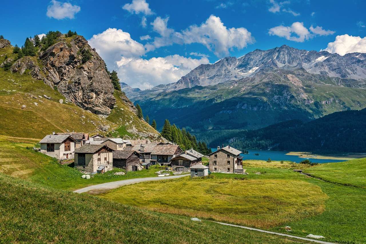 Алпийско село онлайн пъзел