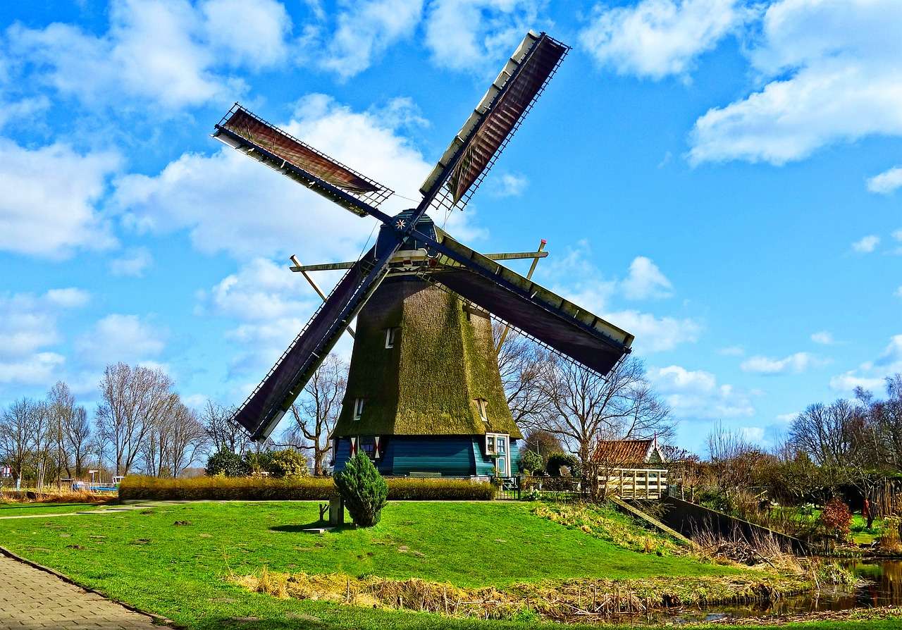 Голландская ветряная мельница онлайн-пазл