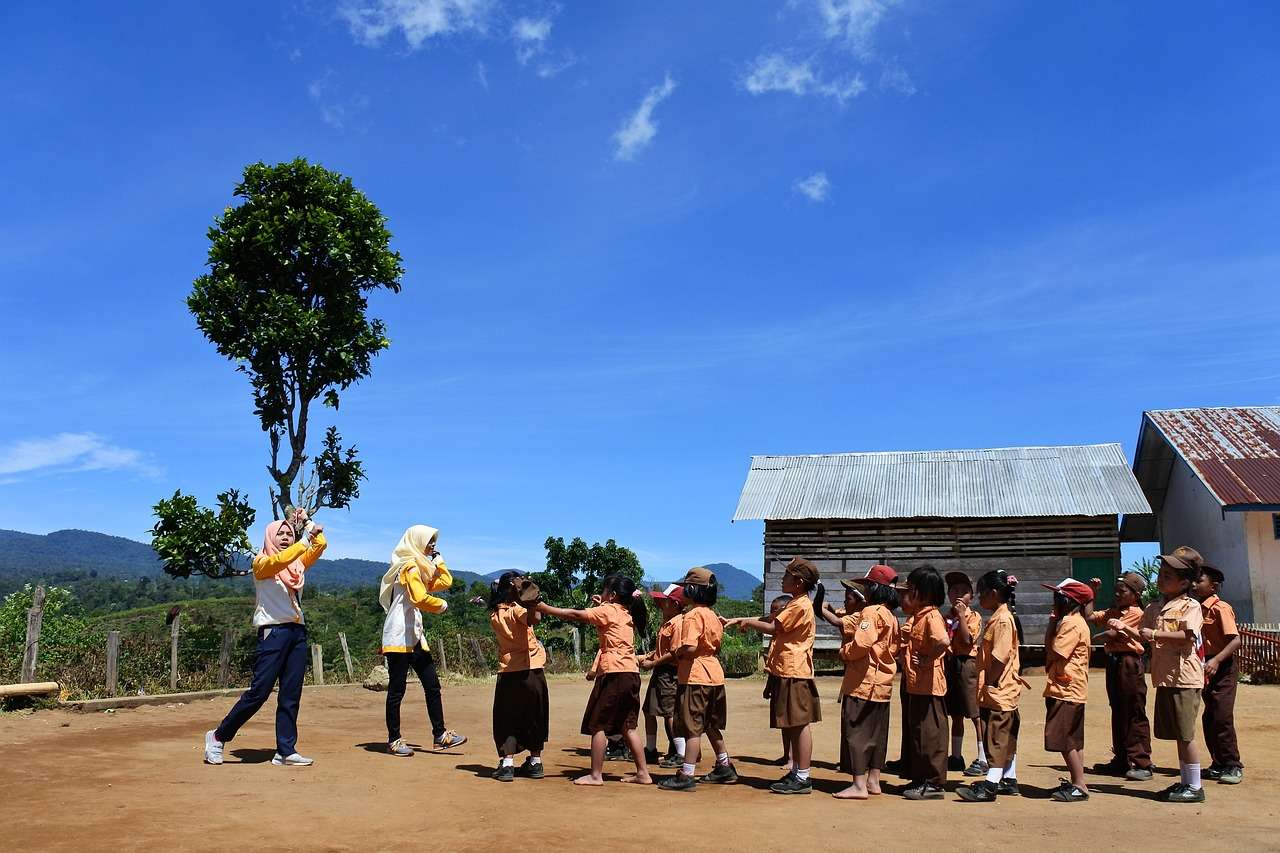 Schüler Lehrer Indonesisch Puzzlespiel online