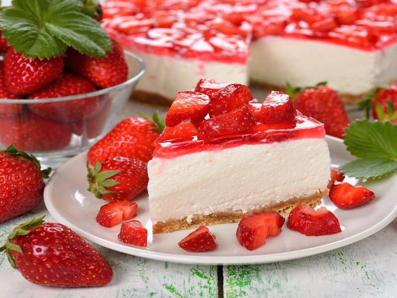 Ce să scriu aici, doar delicios cheesecake cu căpșuni jigsaw puzzle online