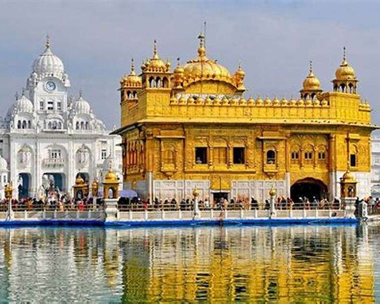 Temples of Amritsar Prohlídka Golden State Templestay skládačky online