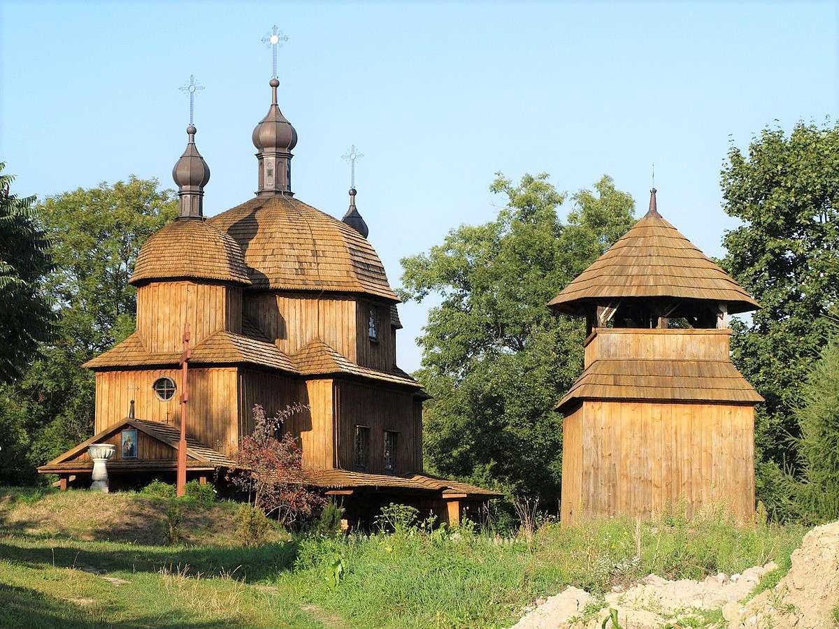 Träkyrkor nära Lublin i Polen pussel på nätet