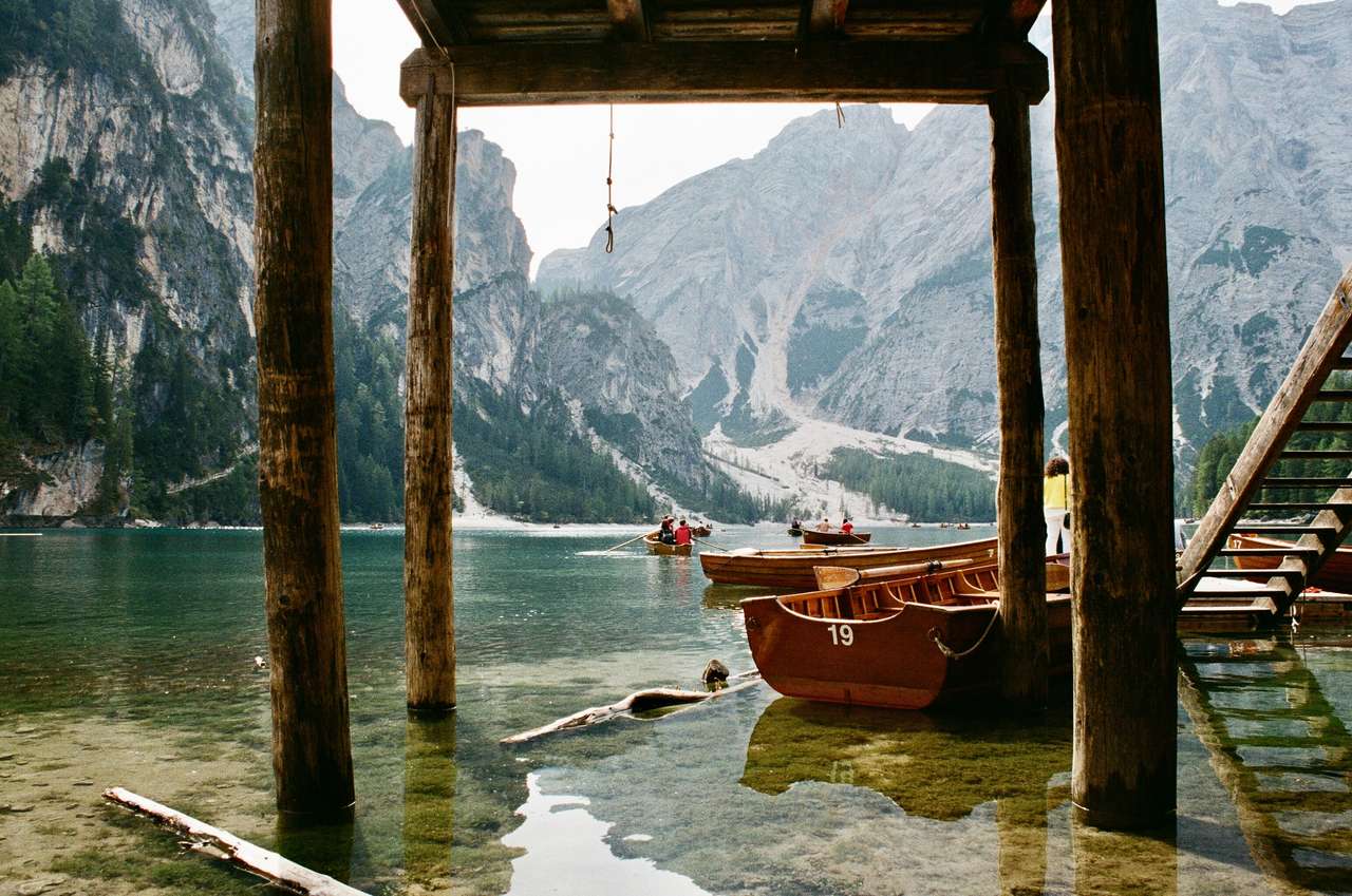 Езерото Брайес, Брайес, Италия онлайн пъзел
