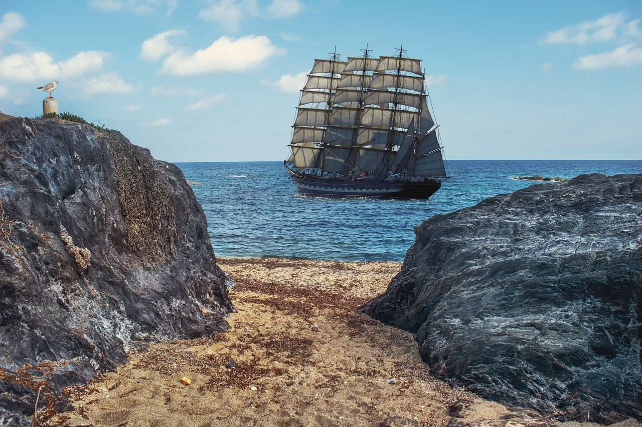 海の海岸の帆船 ジグソーパズルオンライン