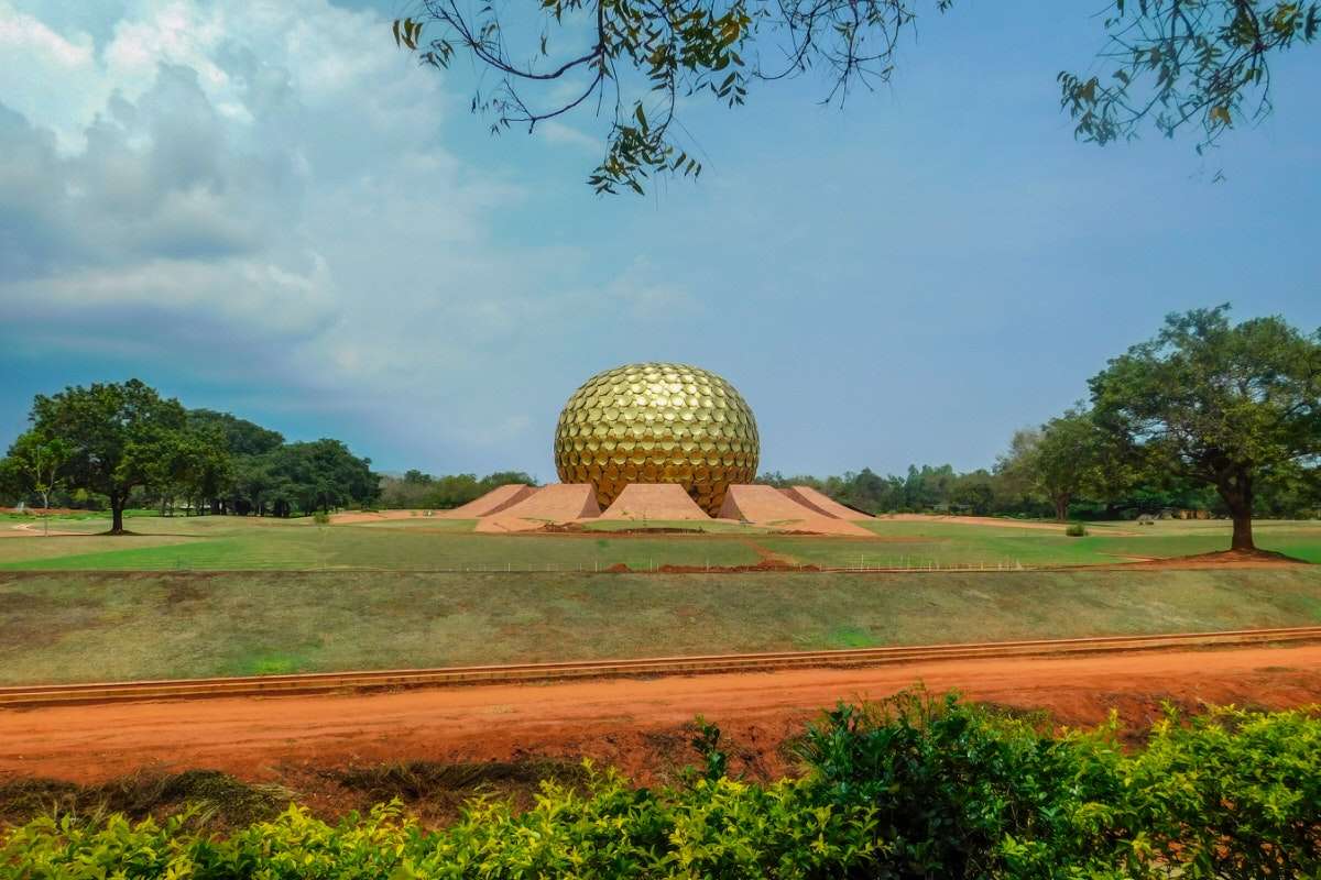 Auroville, Indien Pussel online