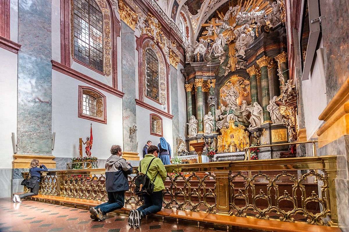 Czestochowa place of pilgrimage Poland online puzzle