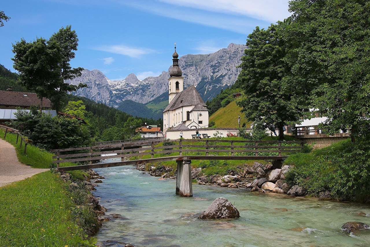 Германия-Църква Св. Себастиан Рамзау в Бавария онлайн пъзел