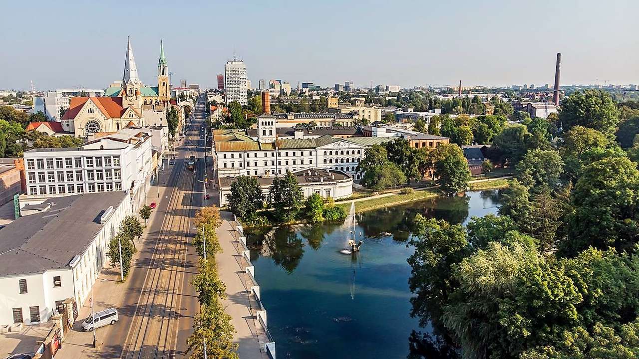 Ciudad del centro de Lodz en Polonia rompecabezas en línea