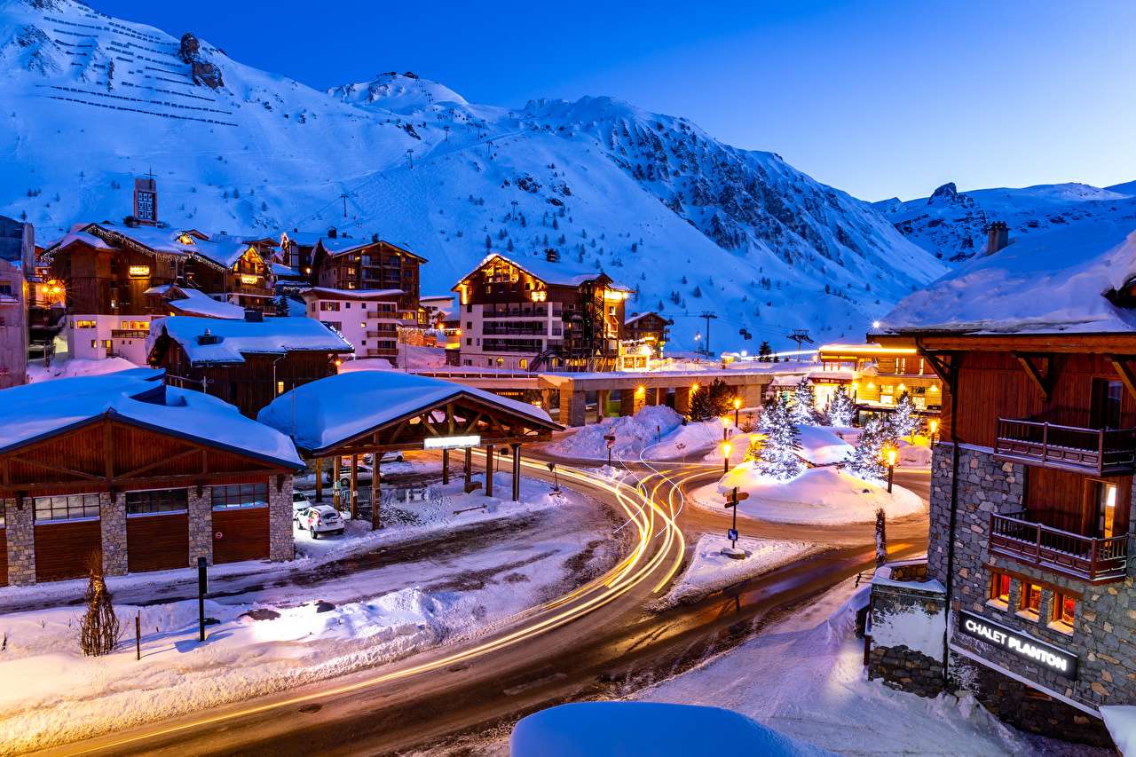 Estância de inverno França-Tignes nas montanhas de Savoie puzzle online