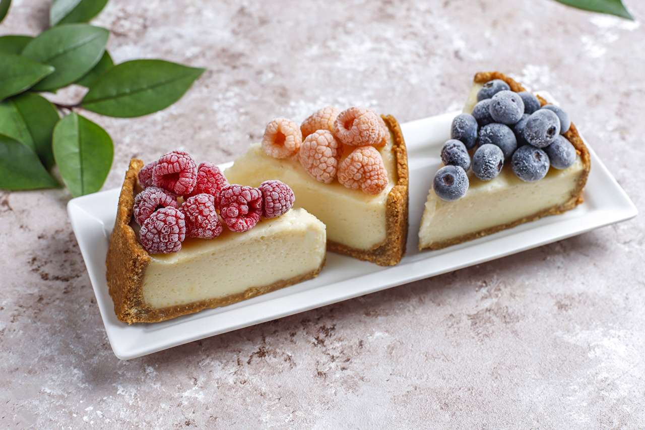 Cheesecake in taartdeeg met fruit legpuzzel online