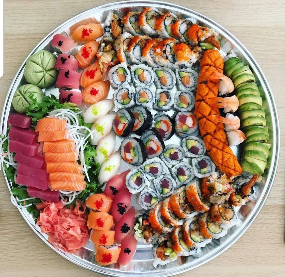 Plato de sushi jigsaw puzzle online