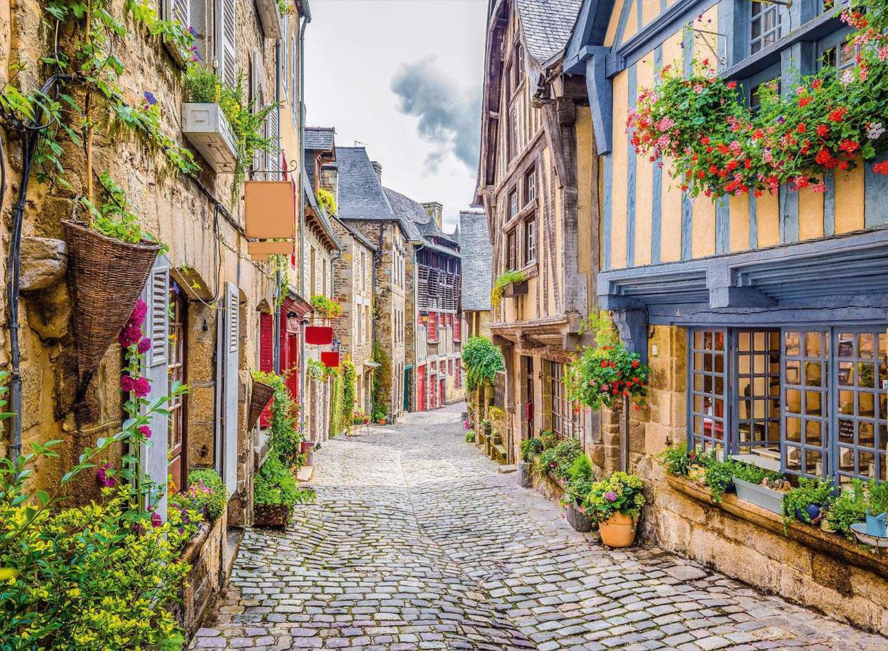 La beauté des rues de la vieille ville puzzle en ligne