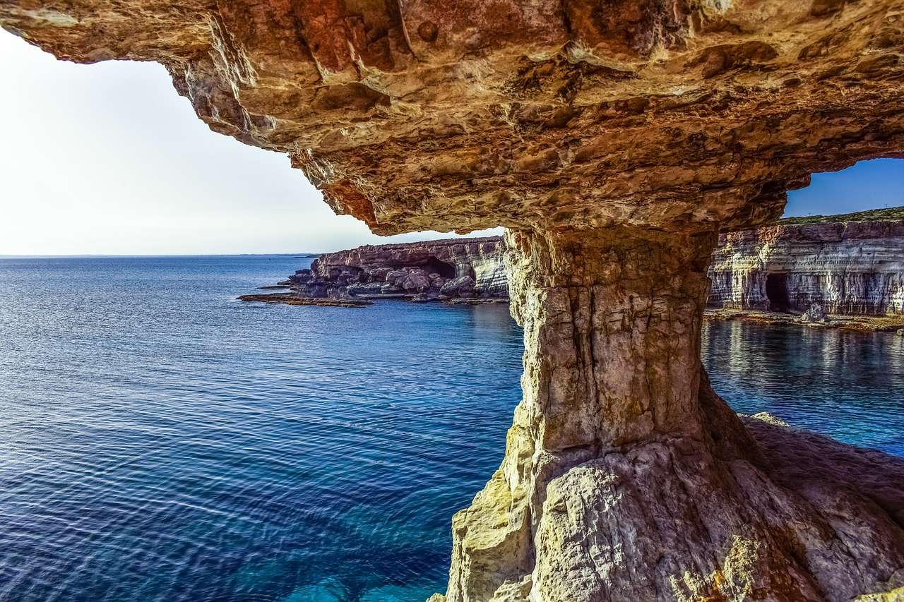 Grottes marines de Chypre puzzle en ligne