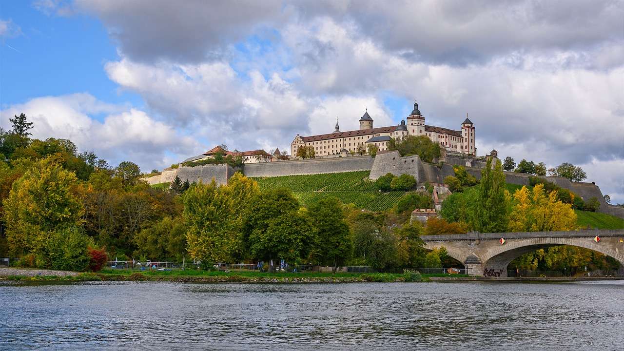 Замъкът Вюрцбург, Бавария онлайн пъзел