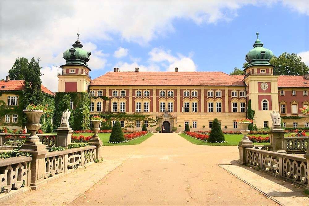 Complexe de palais de Lancut en Pologne puzzle en ligne