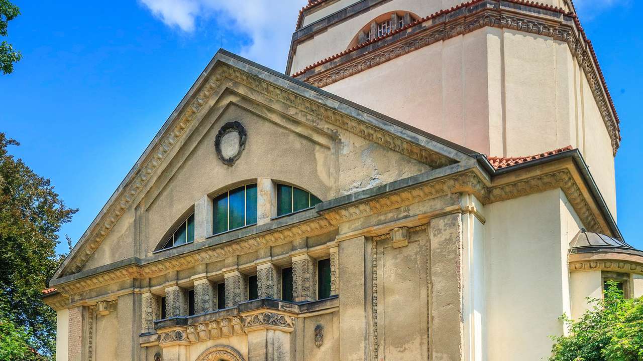 Synagogue de la ville de Gorlitz en Pologne puzzle en ligne