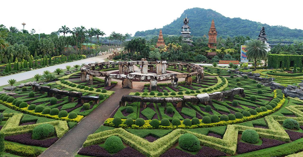 Giardino botanico tropicale di Thailandia-Nong Nooch puzzle online