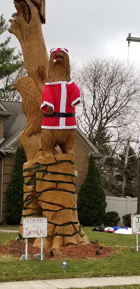 Дядо Коледа мечка дърво онлайн пъзел