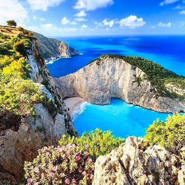 Закинтос - гръцки остров в Йонийско море онлайн пъзел