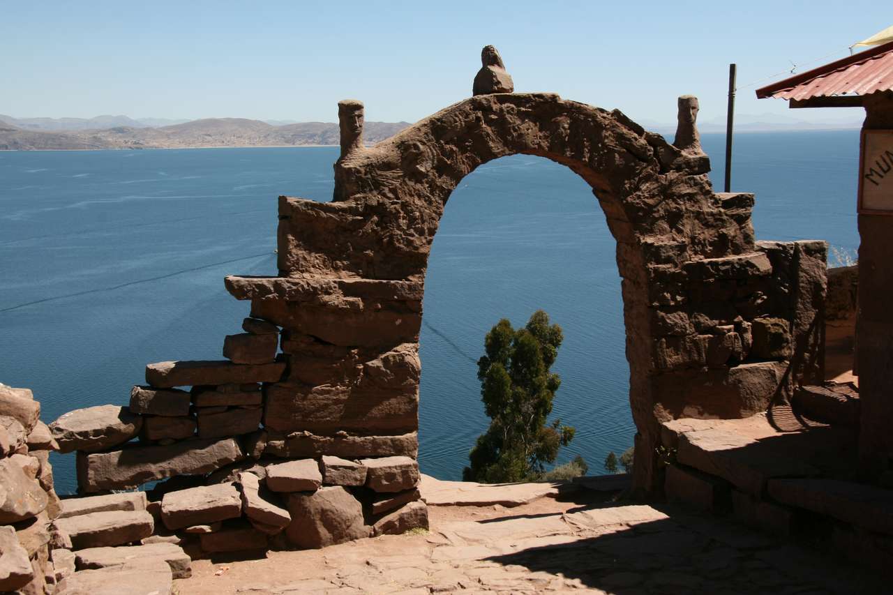 A Titicaca-tó Amantani szigete kirakós online