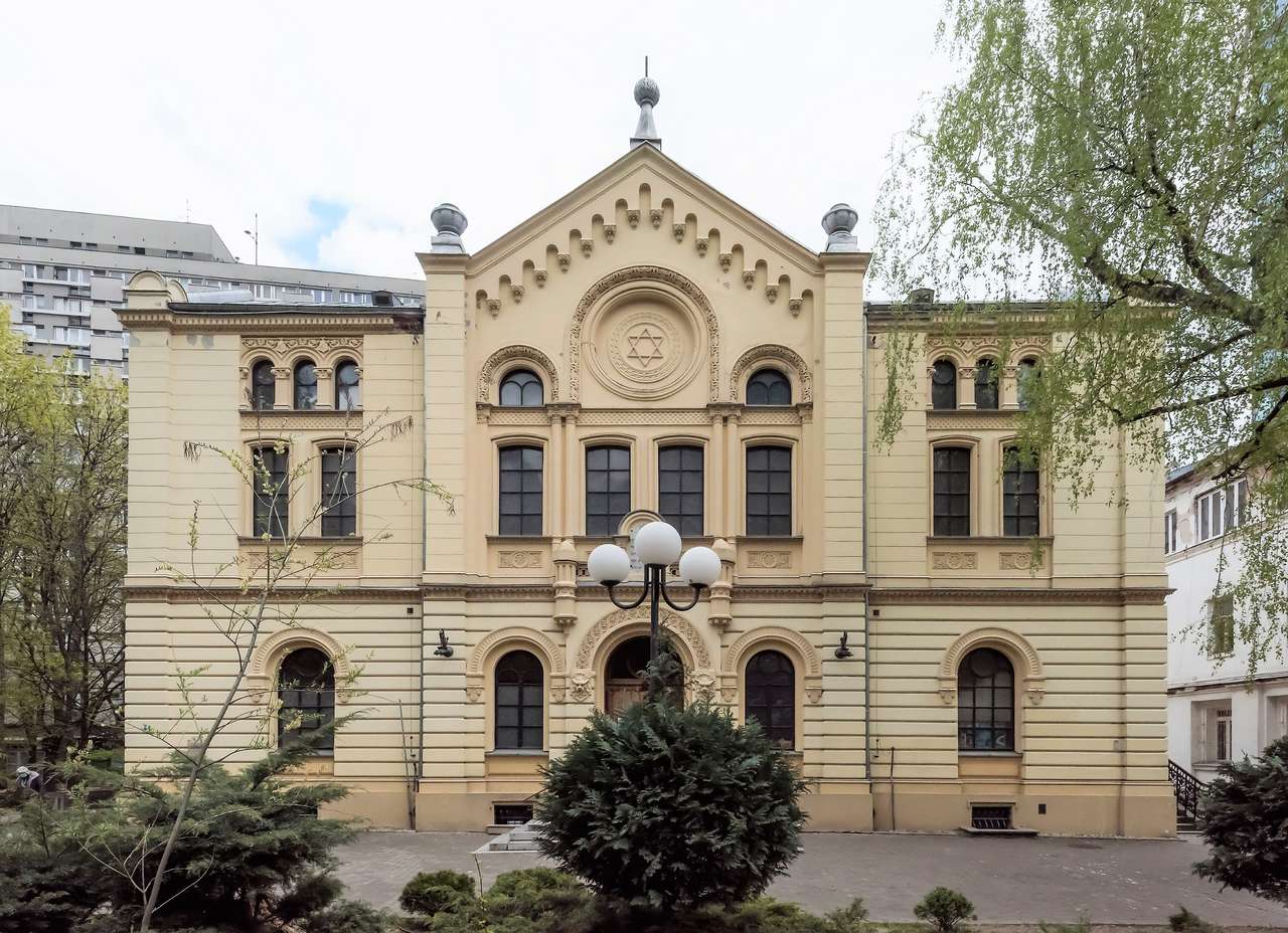 Sinagoga en Varsovia capital de Polonia rompecabezas en línea