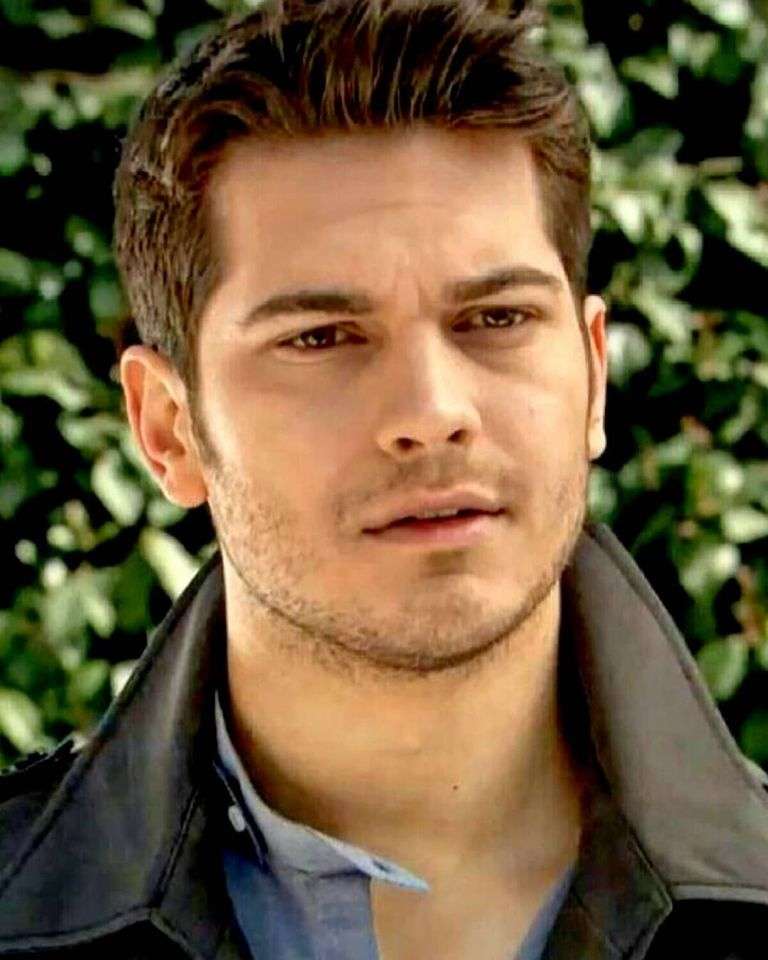 Cagatay as Emir jigsaw puzzle online