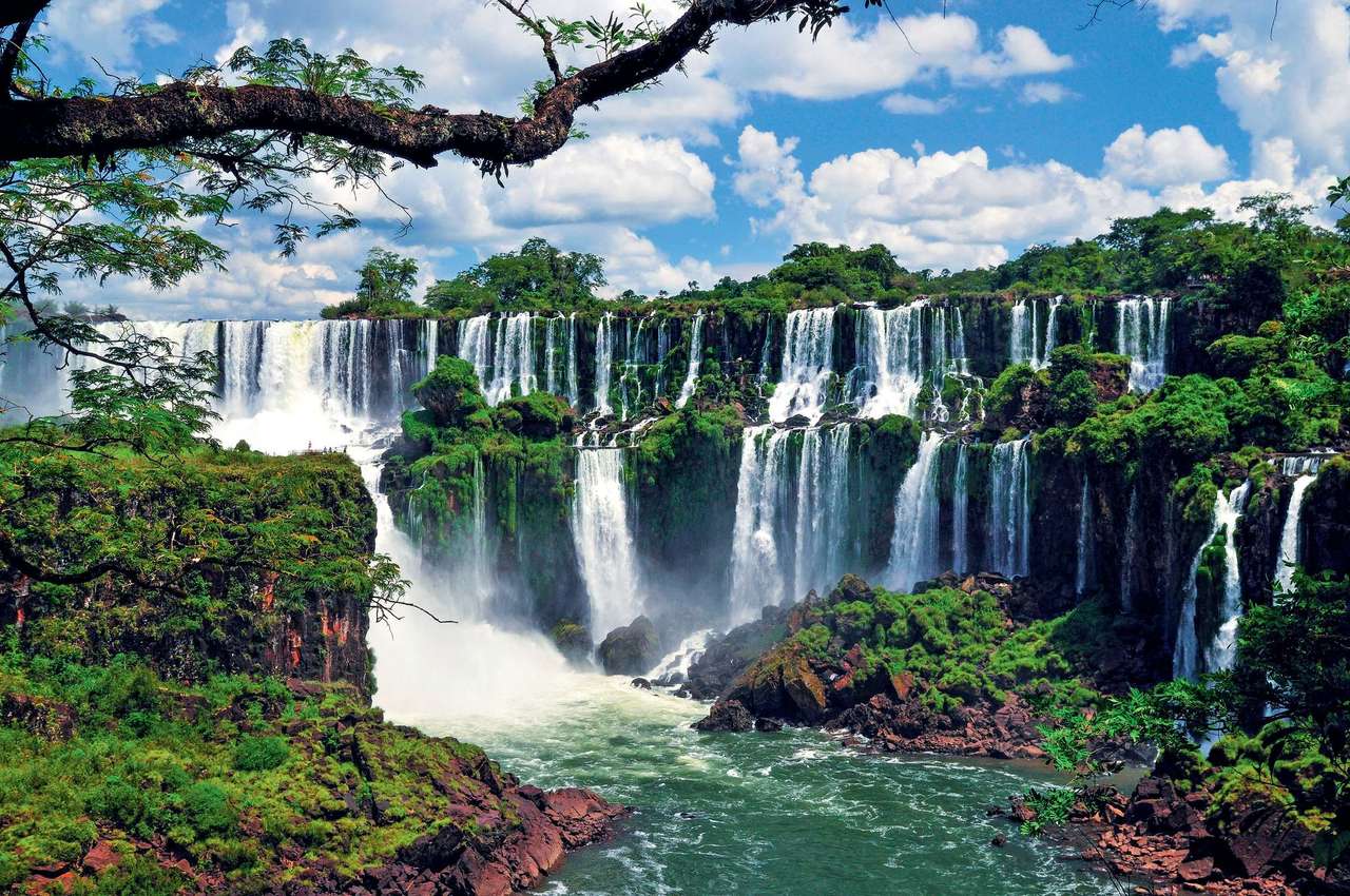 Iguazu-watervallen in Zuid-Amerika legpuzzel online