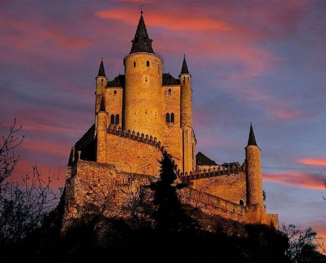 Alcazar din Segovia - Spania jigsaw puzzle online